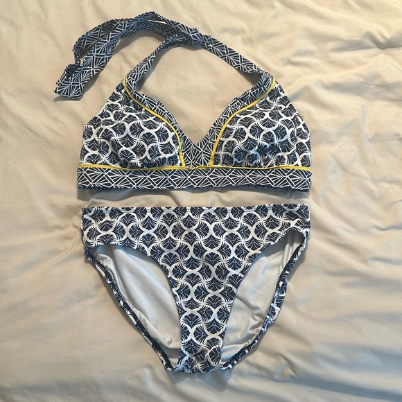 Lands End Bikini - Picture 1 of 4